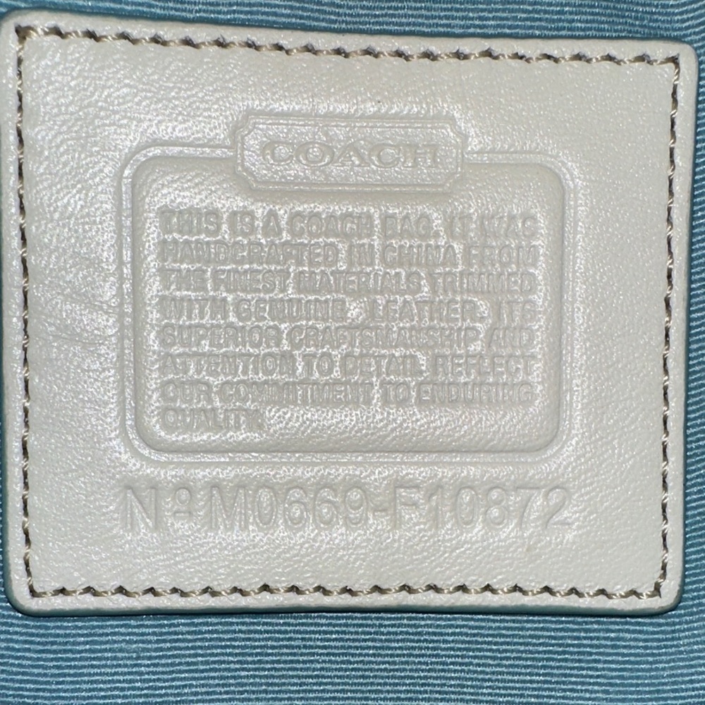 Coach 2006 Bee 🐝 Bag Floral Embroidered Women's Bag - Picture 6 of 8